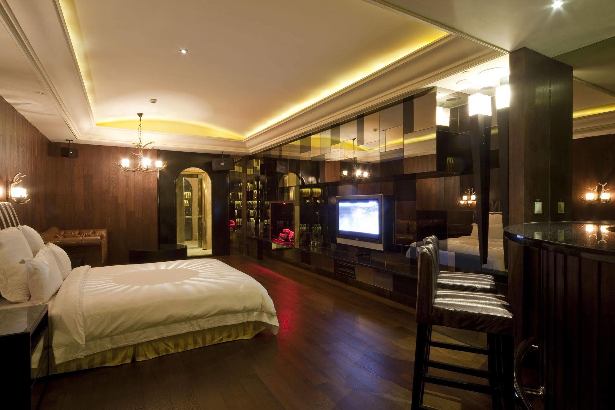 Wego Hotel - Linsen Taipei Exterior foto